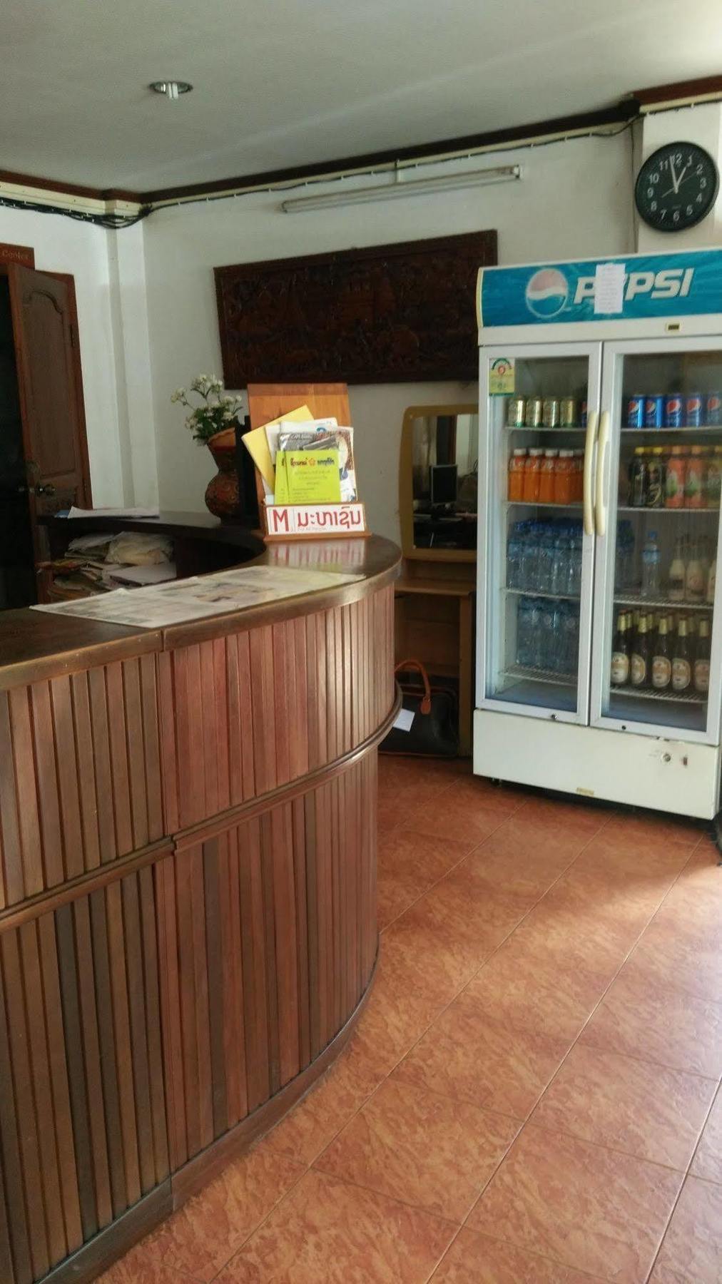 Chanthasom Guesthouse Ban Nongdouang Dış mekan fotoğraf